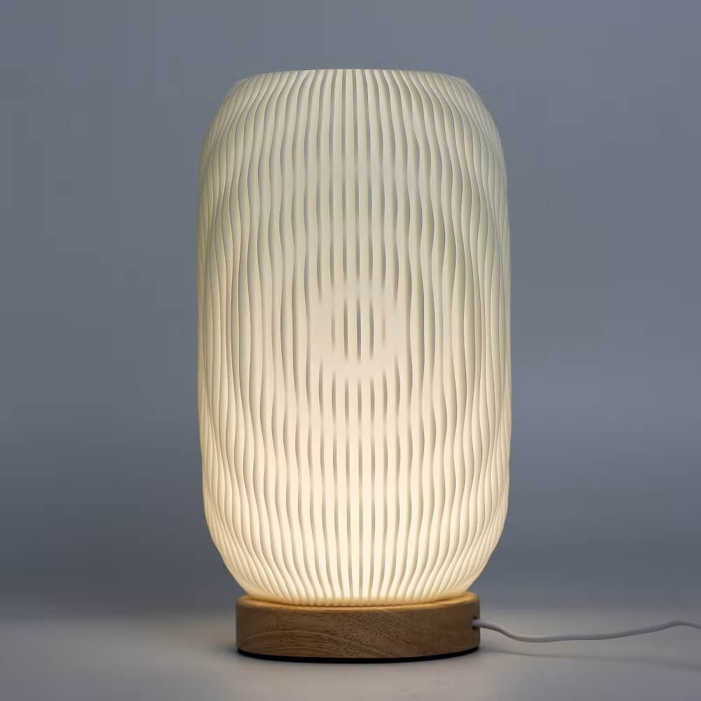 Kremowa lampa USB z drewnianą podstawą