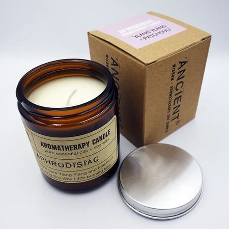 Aromaterapeutyczna świeczka sojowa - Afrodyzjak