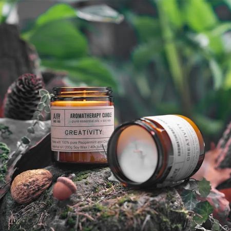 Aromaterapeutyczna świeczka sojowa - Kreatywność
