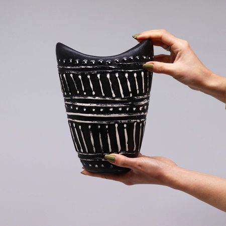 Wazon Dekoracyjny Ceramiczny z Bali - W kształcie U