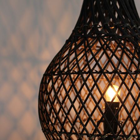 Lampa rattanowa stołowa - Czarna